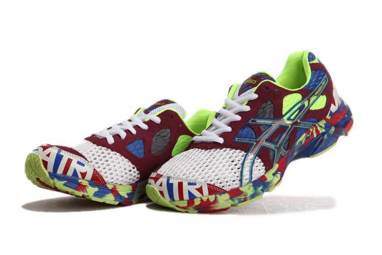 Asics Gel noosa TRI 7  asics chaussures vente cru
